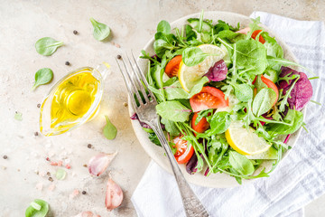 Spring mix salad with vegetables