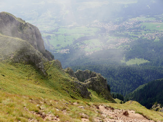immagini delle meravigliose Dolomiti in estate