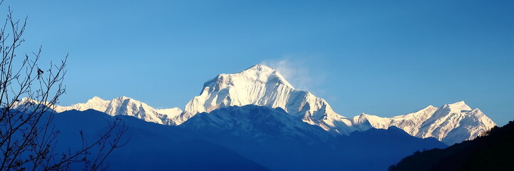 Himalajalandschaftlich von Dhaulagiri, Nepal