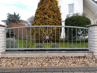 Gartenzaun, Zaun, Tor, Zauntor aus Eisen