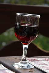  red wine  in glass
