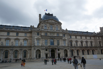 Fototapeta premium Le Louvre et le caroussel