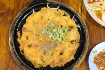 Crispy Thai Mussel Omelet