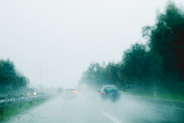 Traffic under the rain