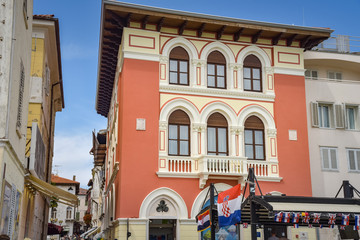 historisches Haus in der Altstadt von Porec