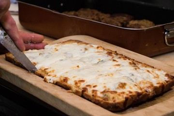 bruschetta quattro formaggi