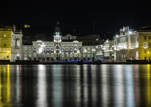 P.zza Unit&agrave; d'Italia (Unity Square)
