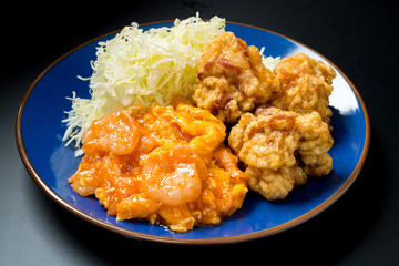 海老と卵の和え物と鳥唐揚げ