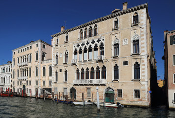 Fototapeta na wymiar Historical palazzo buildings in Venice, Italy