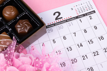 2月　カレンダー　バレンタインイメージ