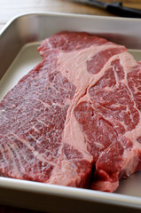 牛肉　ロース