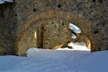 Burg im Winter