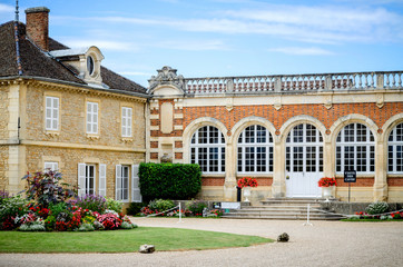Borgogna, Montrachet. Chateau de Meursault. Cote d'Or. France