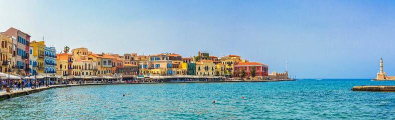 Fototapeta na wymiar Panorama of the venitian habor of Chania in Crete, Grece