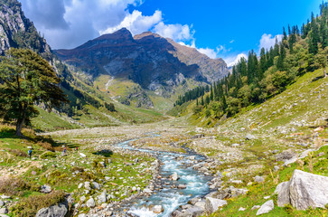 Fototapeta na wymiar Beautiful Landscape of Hampta Pass Trek in Himachal Pradesh, India
