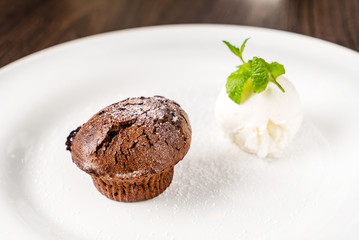 chocolate muffin with ice cream