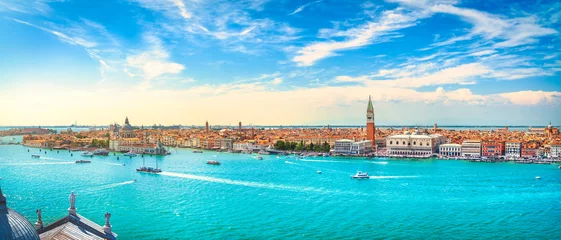 Poster Im Rahmen Luftbild des Canal Grande von Venedig. Italien © stevanzz