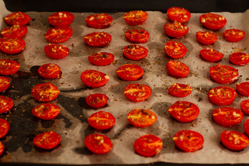  dried tomatoes with Provencal herbs