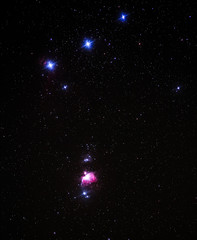 Oriongürtel mit Orionnebel