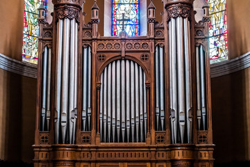 Orgue dans une église