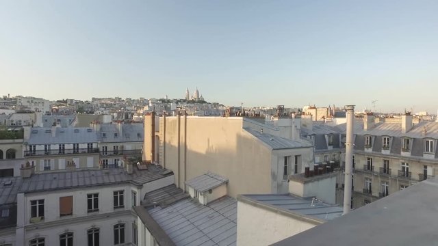 Coucher de soleil sur les toits de montmartre, Paris