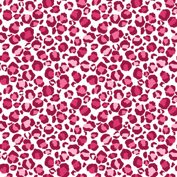 Valentine's Day Seamless Pattern - Leopard print design in classic Valentine colors