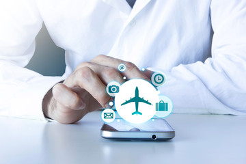 mani, telefonino, applicazione, prenotare, volo, biglietto © xyz+