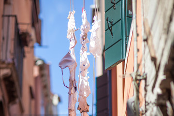 Dessous auf der Leine