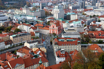 Fototapeta na wymiar Aerial view of Ljubljana from The Ljubljana Castle.