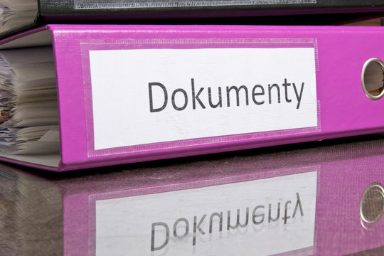 Segregator z dokumentami