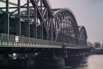 Fototapeta premium Hamburg harbour bridge over the river