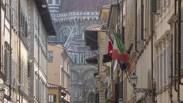 The Duomo from Via Del Servi, Florence, Tuscany, Italy, Europe