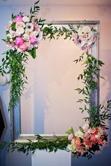 flower frame wedding decor selfie station diy