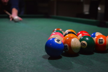 Billiard pool game 