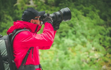 Fototapeta premium Caucasian Nature Photographer