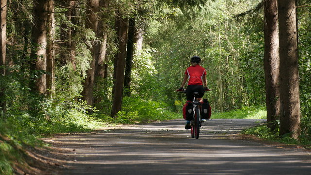 Munich Venice cycle track through the dolomits