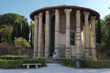 Fototapeta na wymiar Ruins of Temple of Hercules Victor in city of Rome, Italy