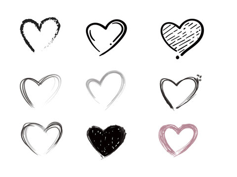 Set of doodle hearts