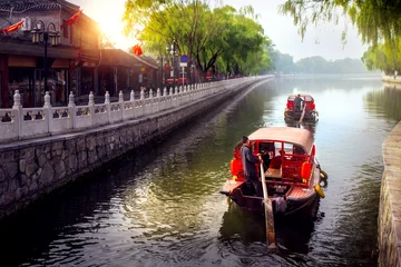 Crédence en verre imprimé Pékin Bateaux de touristes traditionnels de la Chine sur Pékin