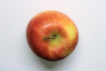 POMME ROUGE GALA