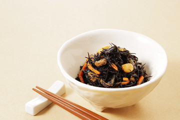 ひじきの煮物　Simmered Hijiki seaweed