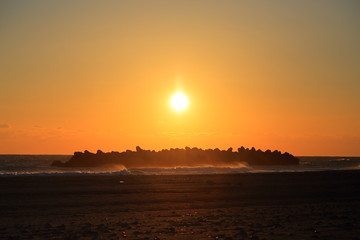 テトラポットと夕日