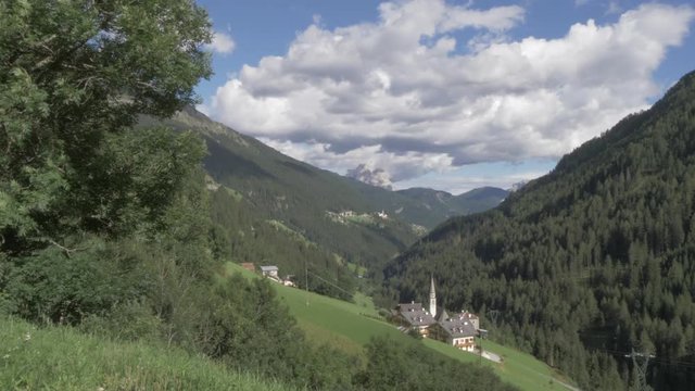 View of valley between Levine and Arabba, Province of Belluno, Italian Dolomites, Italy, Europe