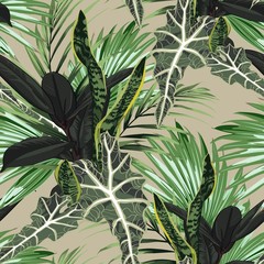 Schöner nahtloser Blumenmusterhintergrund mit tropischen hellen Palmblättern und exotischen Ficuspflanzen. Perfekt für Tapeten, Webseitenhintergründe, Oberflächenstrukturen, Textilien. Vintage-Hintergrund.