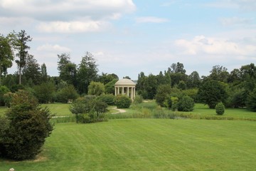 Fototapeta na wymiar Palace of Versailles, france, landscape, grass, pavilion, green, field, fairway, lawn, park,