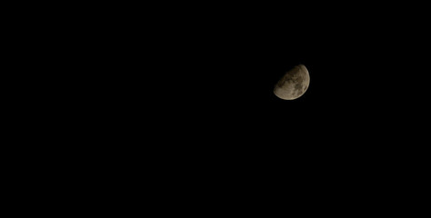 Księżyc moon  © Dreamnordno