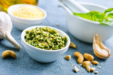 pesto