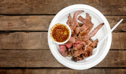 grilled beef with spicy sauce