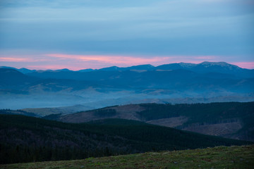 Fototapeta premium Beautiful dramatic sunset in the mountains autumn