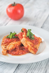Chicken in tomato garlic sauce